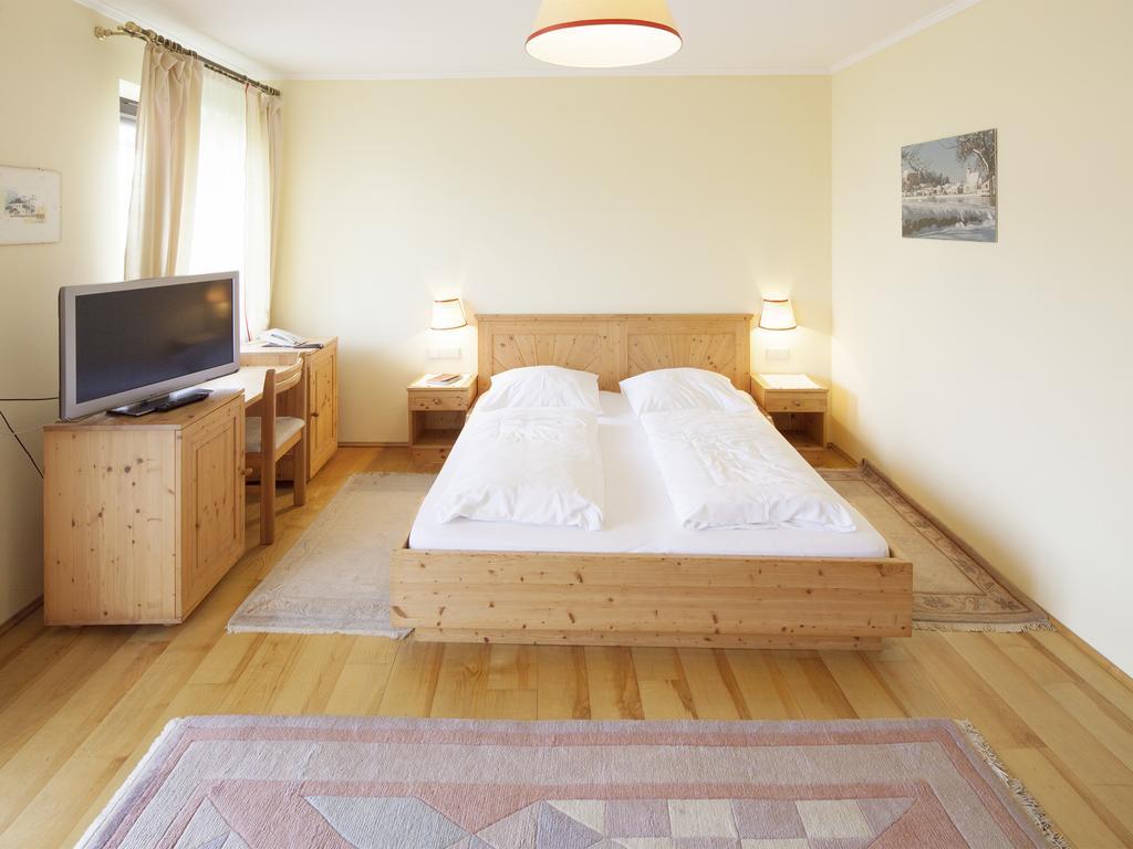Gasthof Zur Traube Grein Rum bild