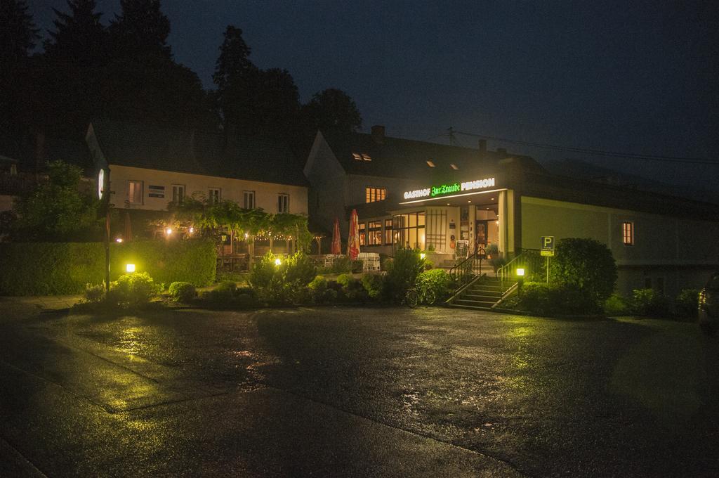 Gasthof Zur Traube Grein Exteriör bild